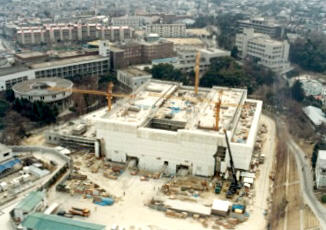 建設当時の様子（毎日新聞社提供）の画像